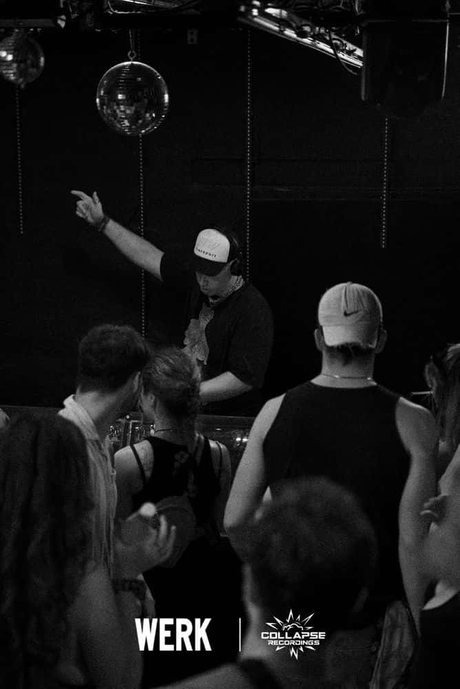 COLLIDE VOL. 4 – photo 87